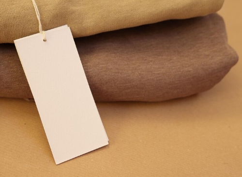 Etiqueta TAG para roupas: o segredo para fortalecer a identidade da sua marca