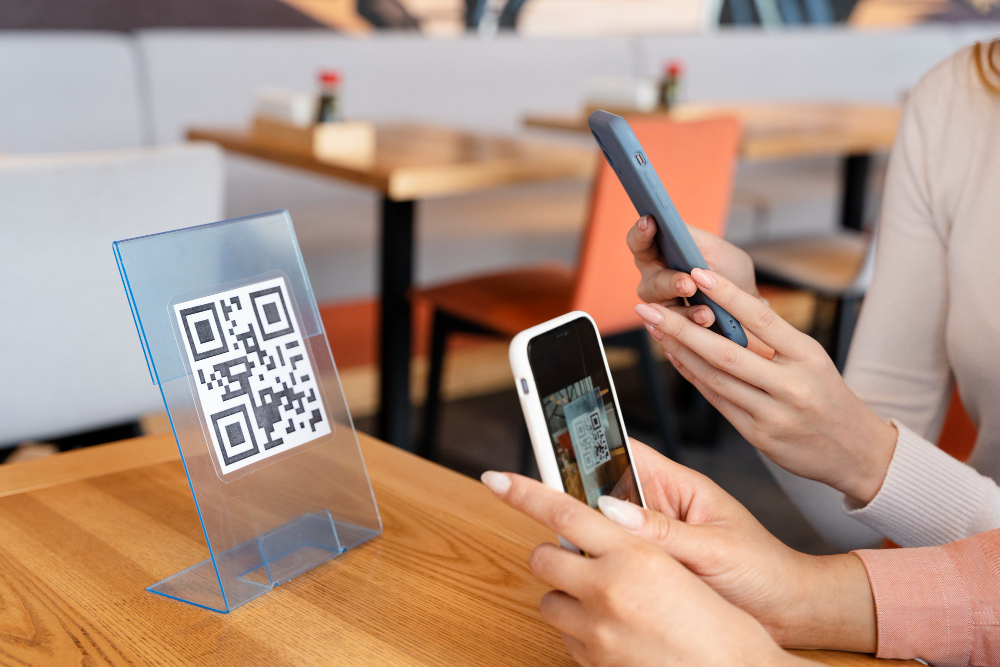 Distribuidor de etiquetas com QR Code: veja por que a NR2 é a escolha certa!
