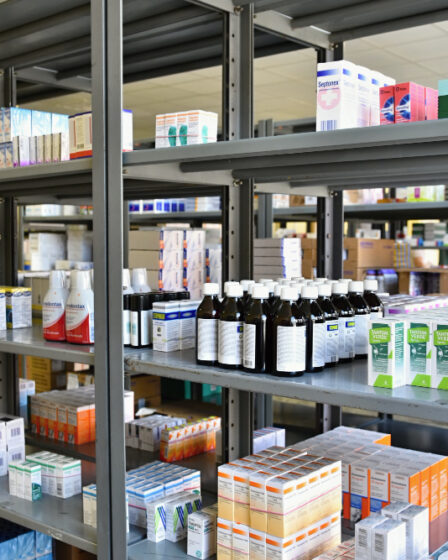 Conheça os diferenciais do rótulo para produtos farmacêuticos